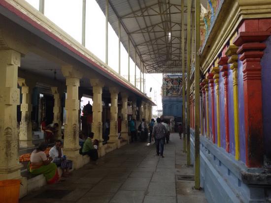 Mallikarjuna Kamakshi Tai Temple Jonnawada