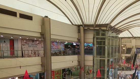 Moments Mall