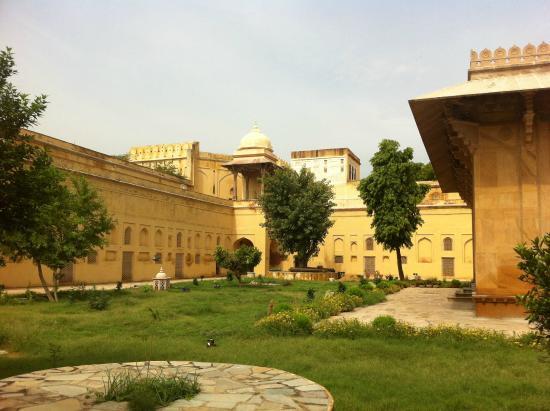 Akbar's Fort & Museum