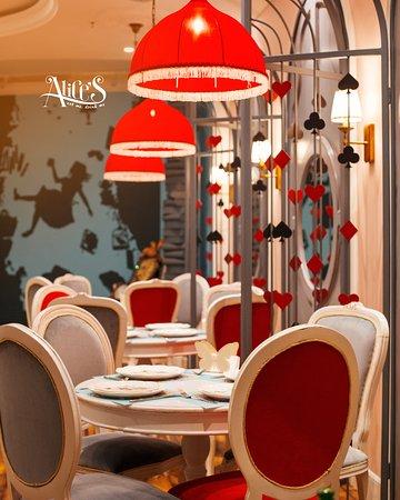 Alice's Cafe