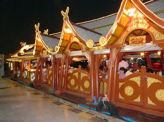 Thai River Cruise