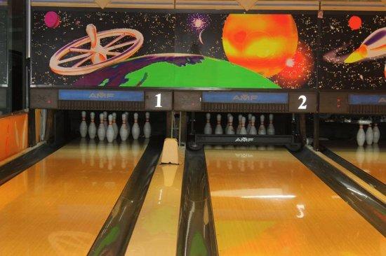 Splitz & Strikezz Bowling Alley