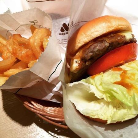 MOS Burger