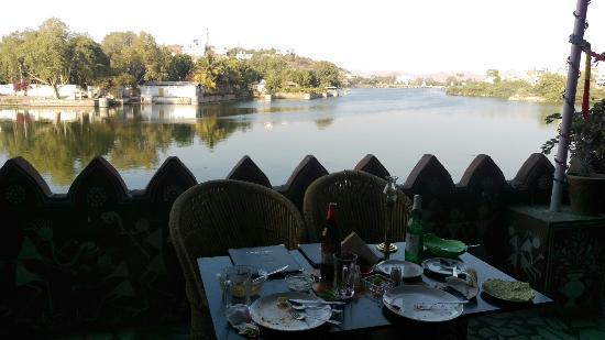 Candle Light Restaurant